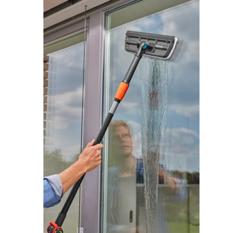 Balai lave-vitre Gardena avec raclette et microfibre Cleansystem - Image 3