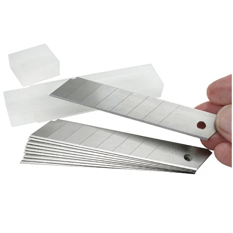 Pack de 10 Lames pour Cutter En Métal 42126 