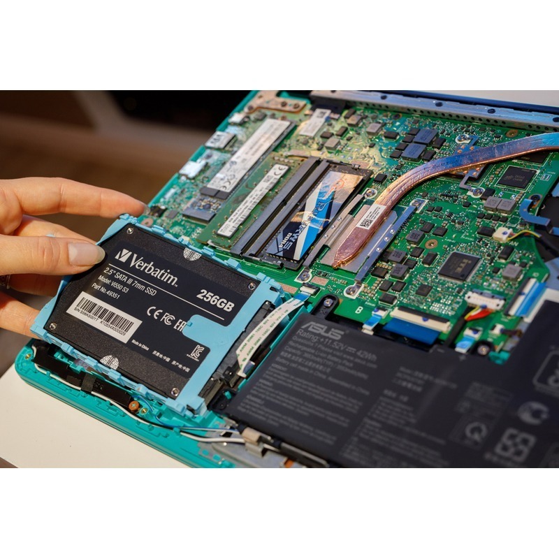 Disque Dur Interne VERBATIM Vi550 S3 1To SSD 2.5" - Image 4