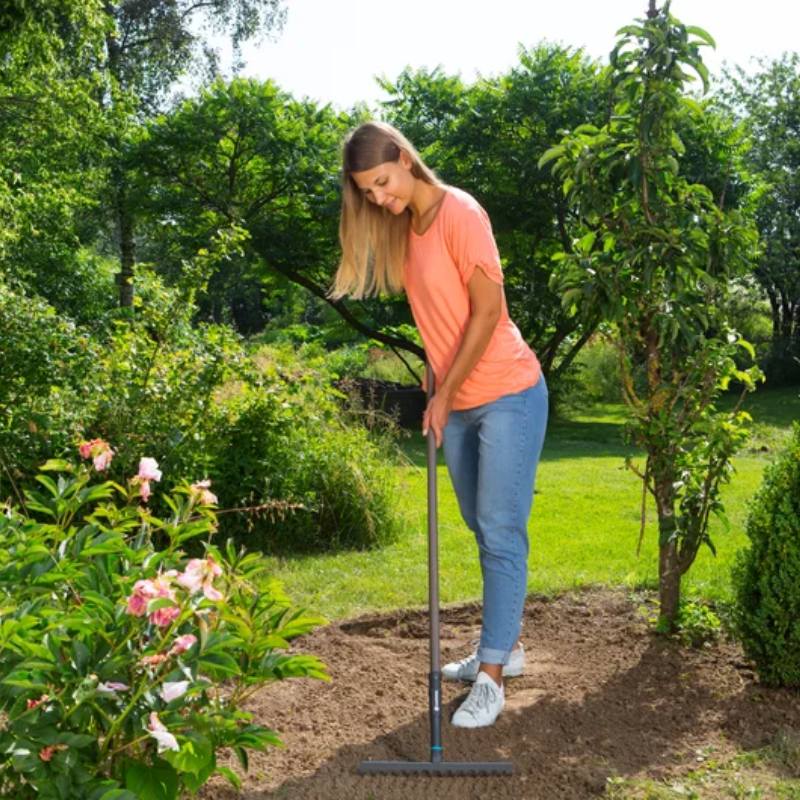 Râteau NatureLine GARDENA , râteau à gazon robuste de 36 cm - Image 4