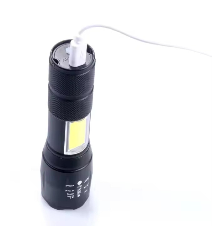 TORCHE LED RECHARGEABLE AVEC ZOOM STYLE MILITAIRE - Image 8