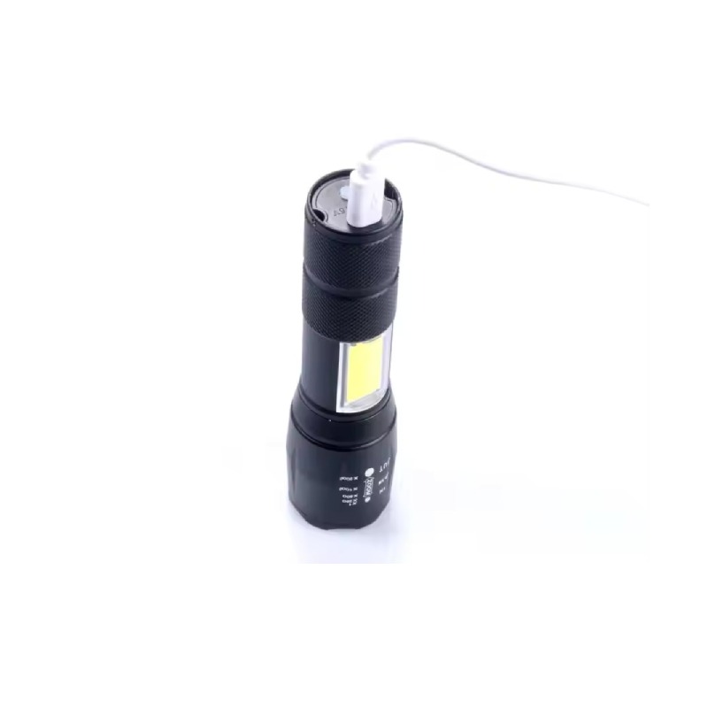 TORCHE LED RECHARGEABLE AVEC ZOOM STYLE MILITAIRE - Image 5